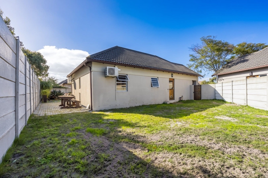 3 Bedroom Property for Sale in Sonkring Western Cape